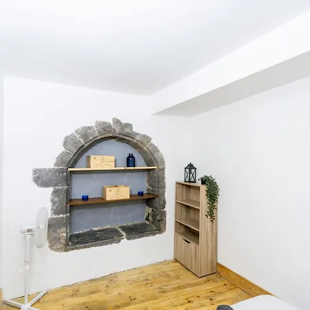Cosy & Duplex - Au Coeur De La Vieille 公寓