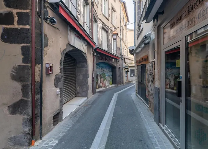 Cosy & Duplex - Au Coeur De La Vieille 公寓