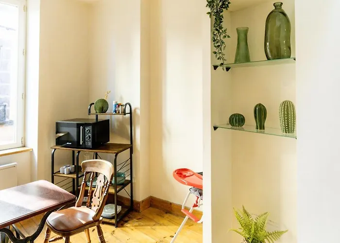 Cosy & Duplex - Au Coeur De La Vieille 公寓 *