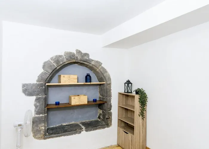 Cosy & Duplex - Au Coeur De La Vieille 公寓