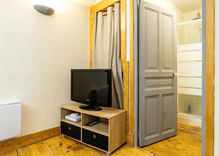 Cosy & Duplex - Au Coeur De La Vieille דירה *